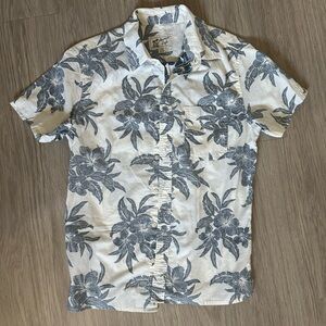 American Eagle Blue Floral Shirt